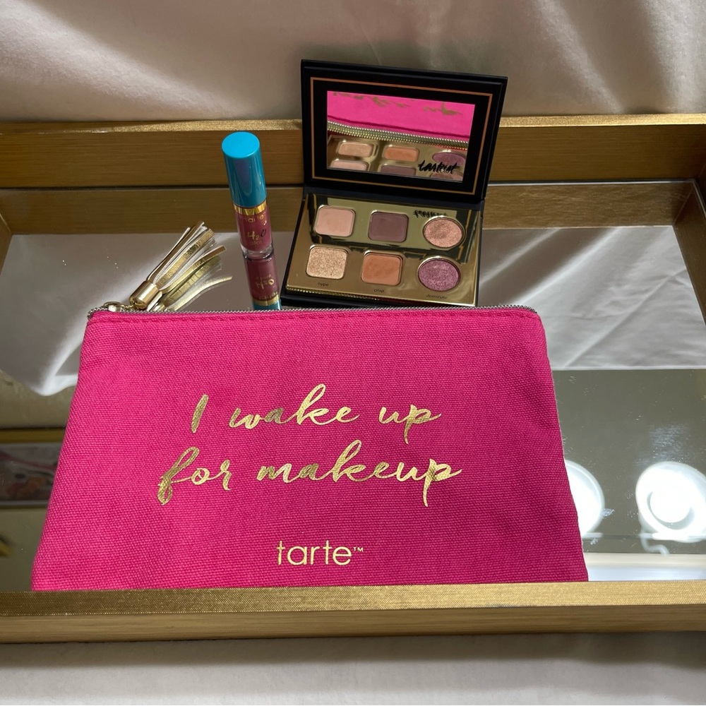 TARTEIST Pro To Go Eyeshadow Pallete, small tarte H2o gloss + small makeup bag